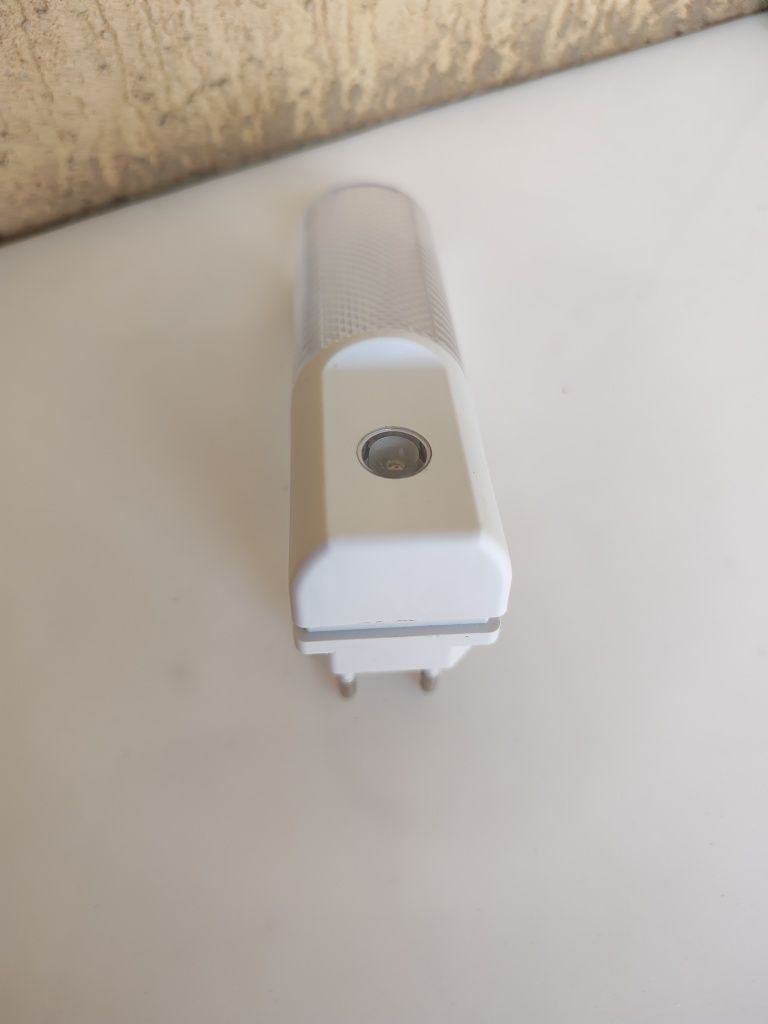 Lampka nocna LED