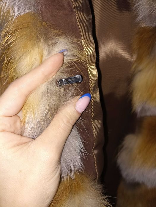 Меховая жилетка из лисы