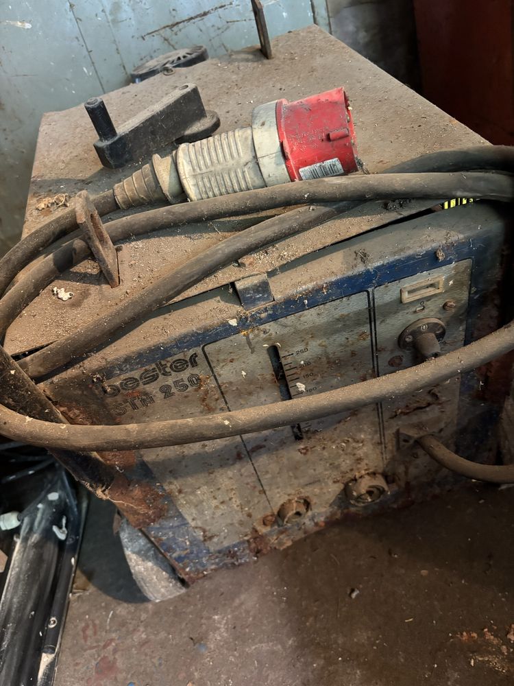 Spawarka BESTER STA-250