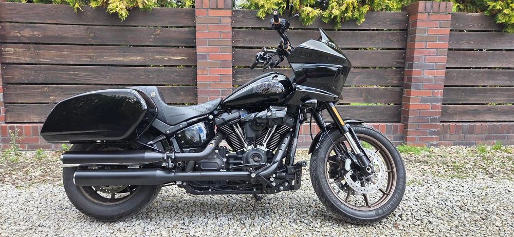 Harley-Davidson Softail Low Rider Harley-Davidson Softail Low Rider ST 117