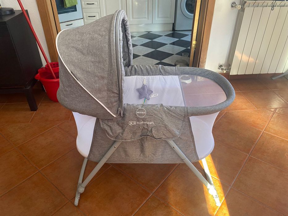 Berço de bebe, casa e viagem.