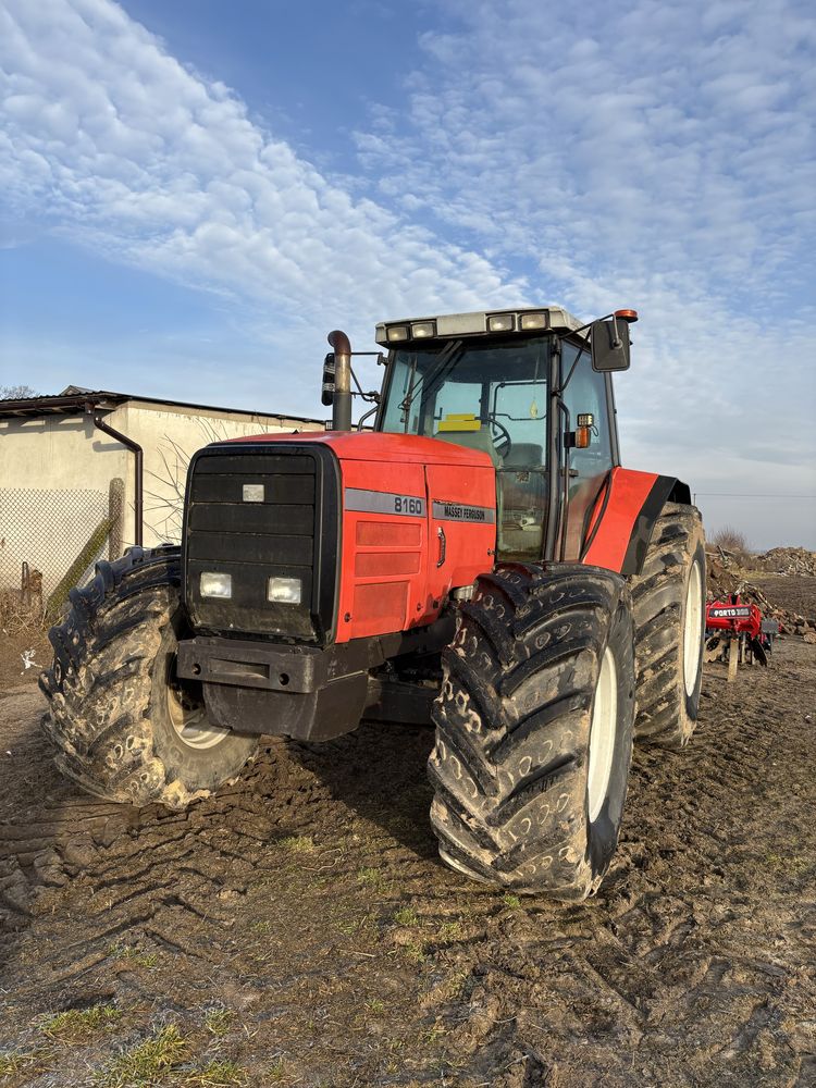 Massey Ferguson 8160