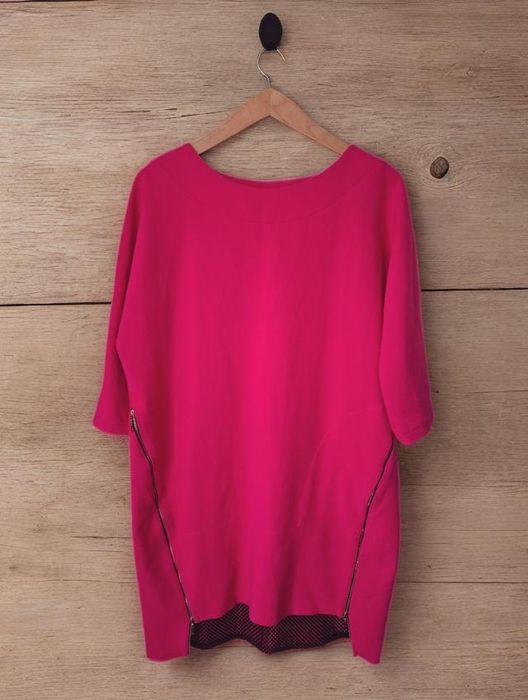 Śliczna sukienka fuksja ozdobne zamki rozmiar 46/48