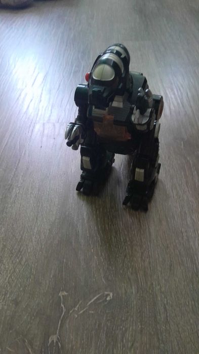 Робот дінозавр, динозавр