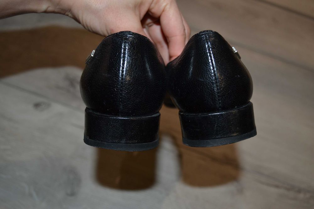 Buty sandały gino rossi 38 czarne skórzane skóra na obcasie