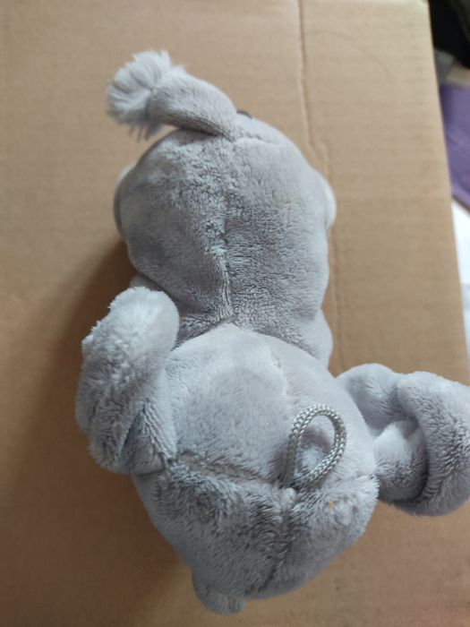 Elefante de peluche