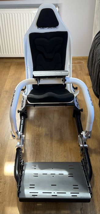 Kokpit PLAYSEAT Formula Instinct F1 Edition Biało-czarny