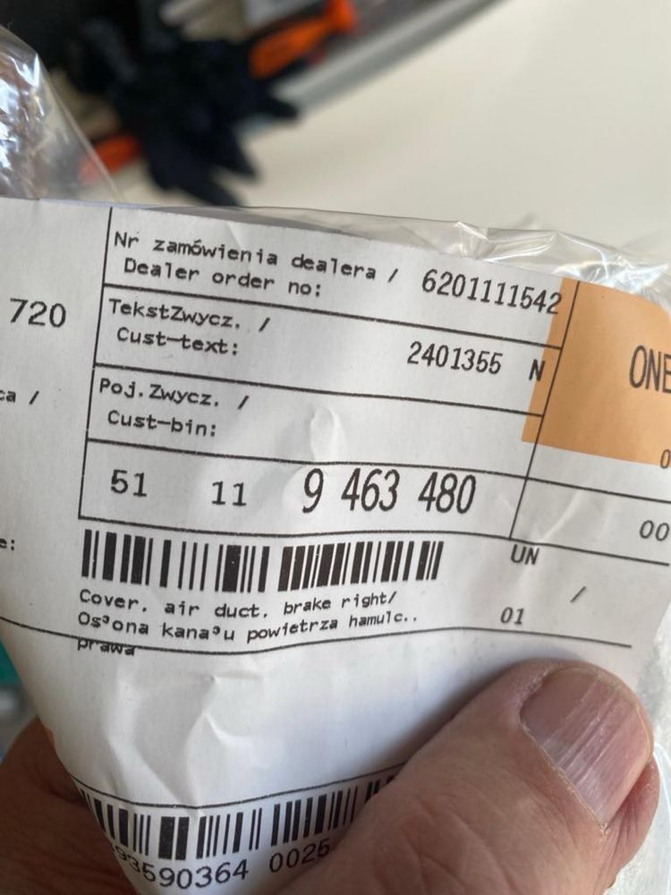 Gril BMW ORGINALNY od dealera seria 5 srebrny połysk + lotki