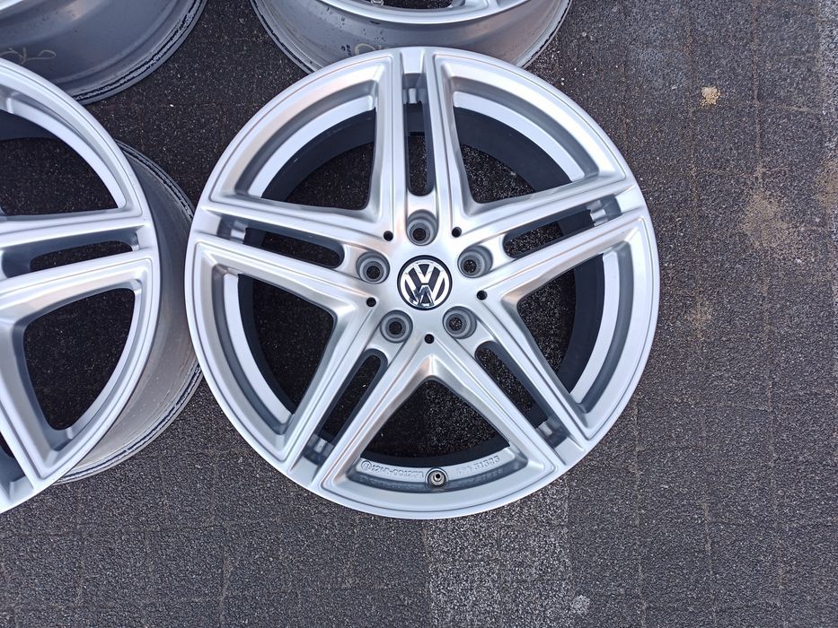 17" VW Tiguan Passat ARTEON Cadd Touran T-Roc Golf Audi A4 Skoda Octav