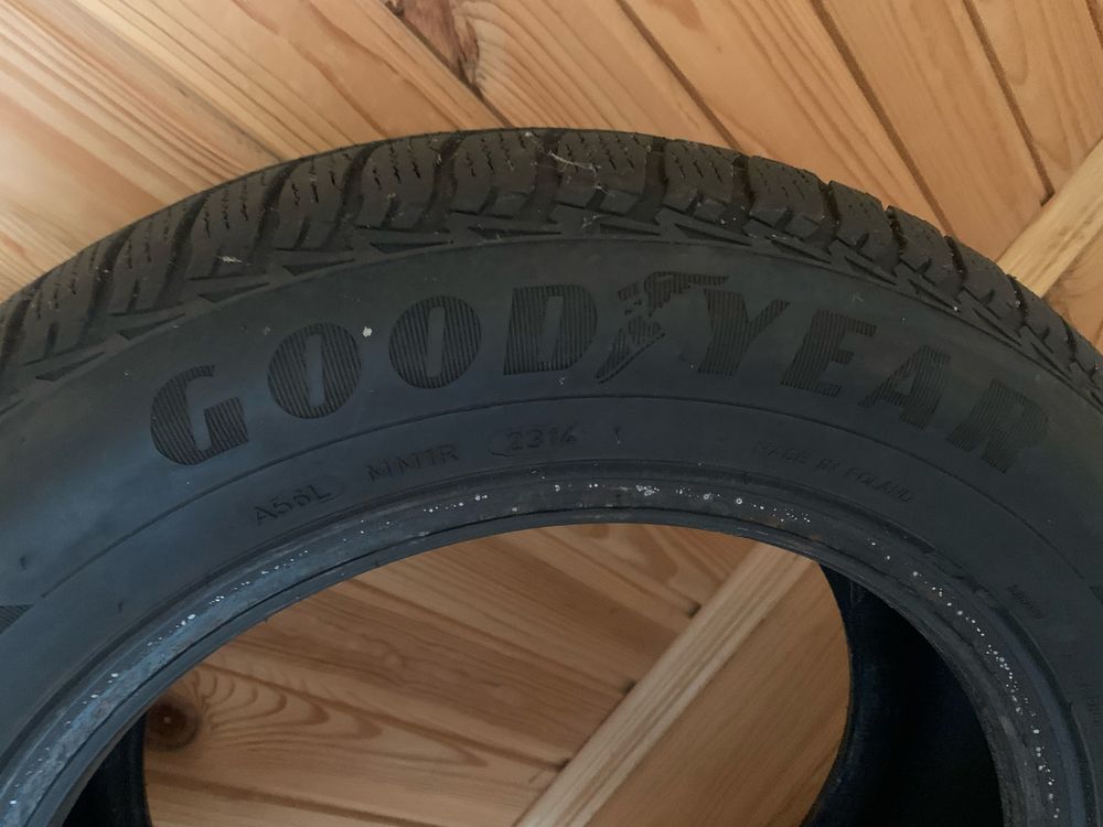 Продам Шину Goodyear