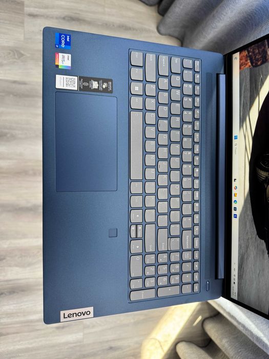 Ноутбук Lenovo IdeaPad Slim 5 | i7-1355U | Ram-16 SSD-512 | FHD IPS