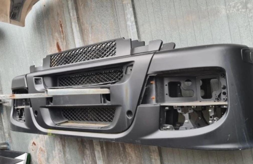 Бампер IVECO Stralis та ін. запчастини Івеко Разборка