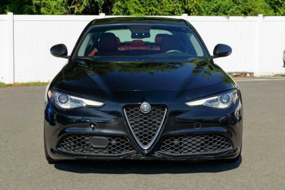 Alfa Romeo Giulia Ti Sport      2019