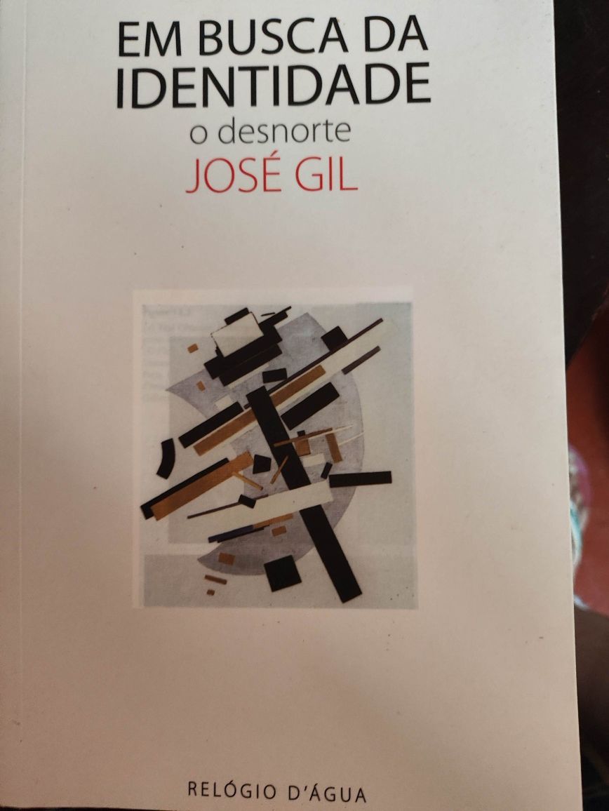Livros relógio de água