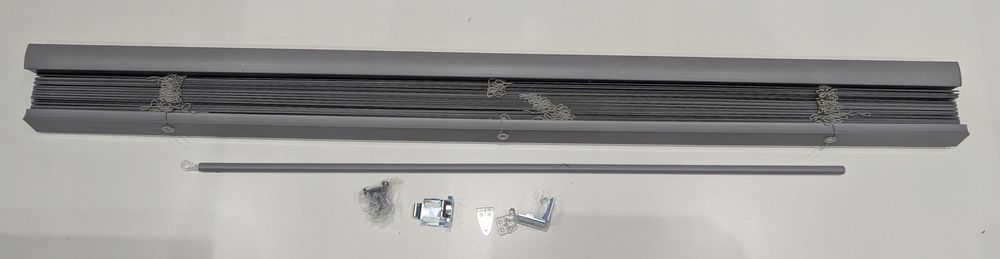 Szara Roleta Żaluzjowa Winylowa, Zmiękczająca Światło, 183X107Cm