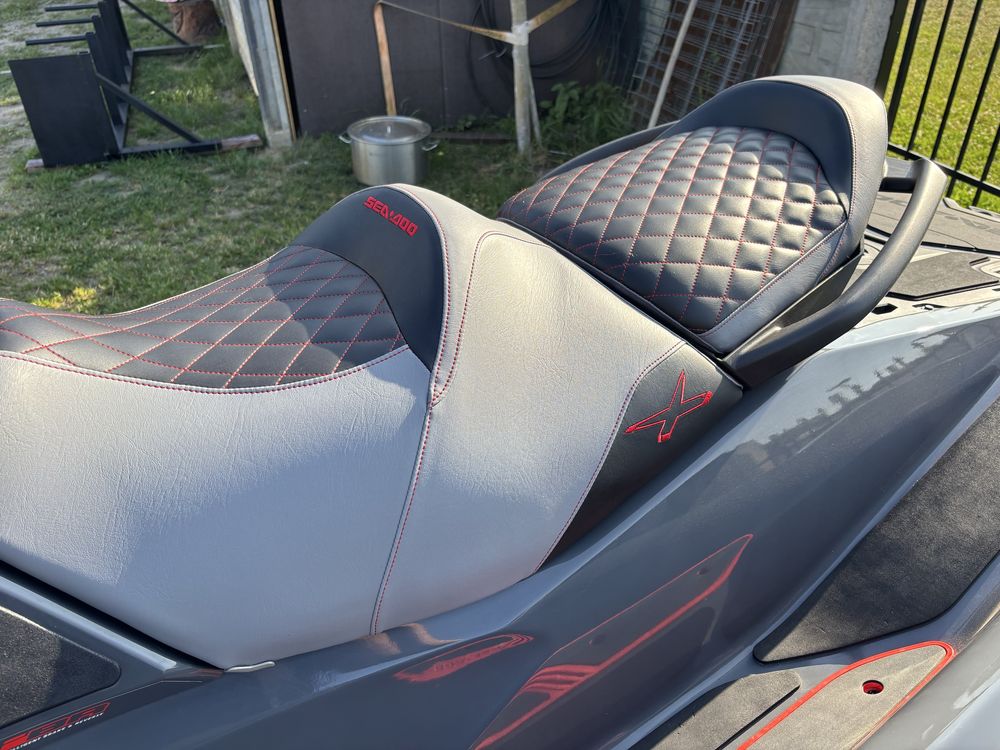 Sea Doo RXT 300. z przyczepką.