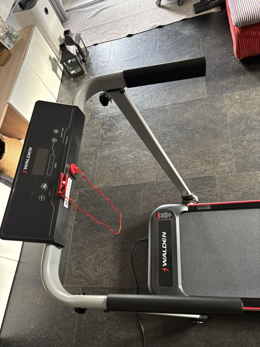 Bieżnia elektryczna, składana 10 KM/H WALDEN F2800