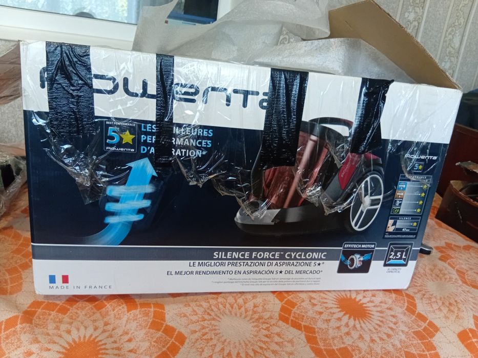 Продам палесос новый