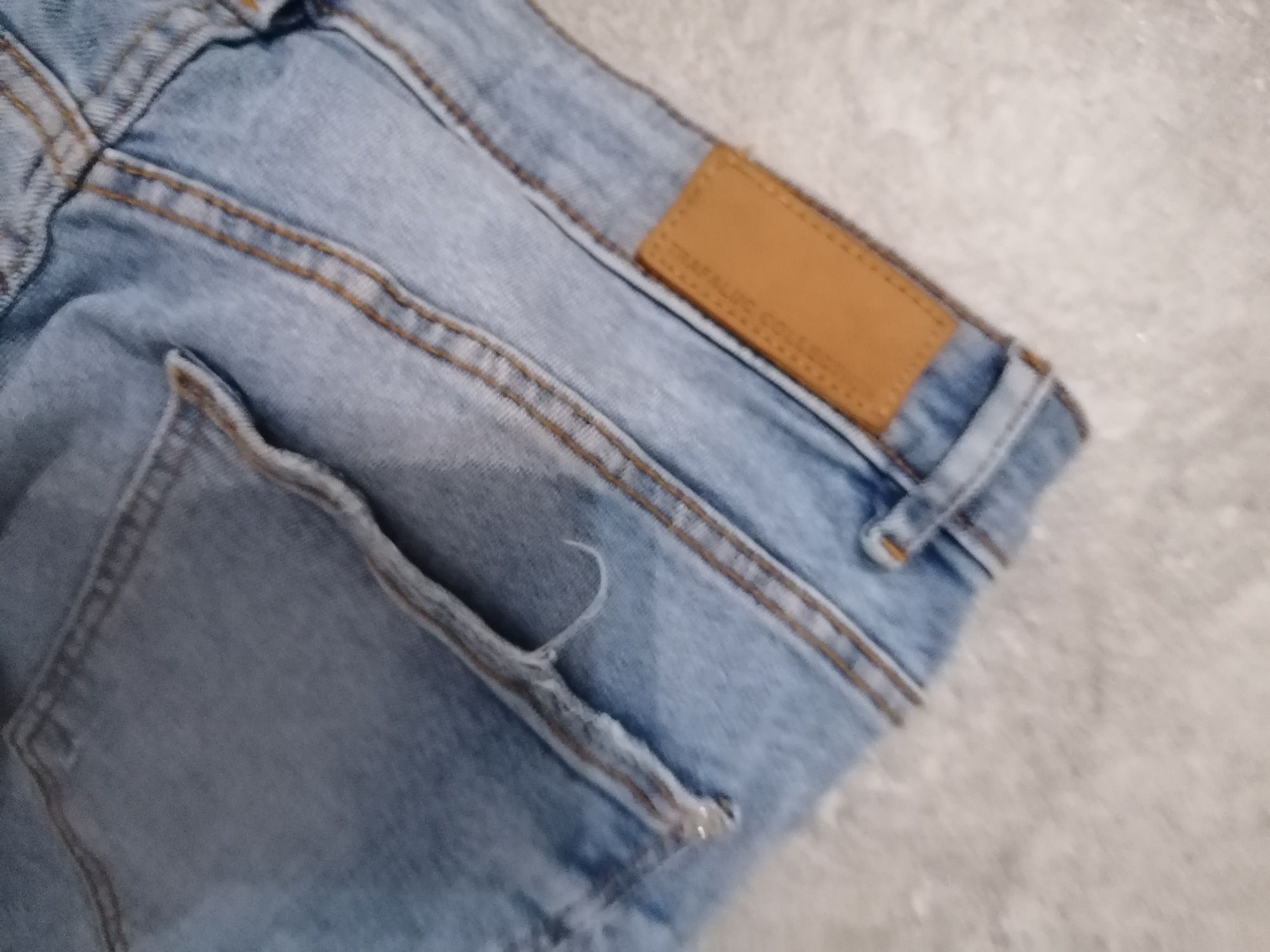 Spodnie damskie jeans Zara roz 40