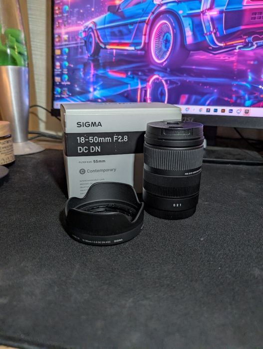 Об'єктив Sigma 18-50mm F2.8 - Sony E Mount