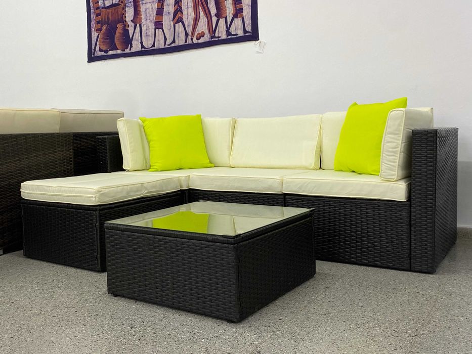 Ofertas! Móveis de jardim em vários estilos, preços desde 196€
196 €