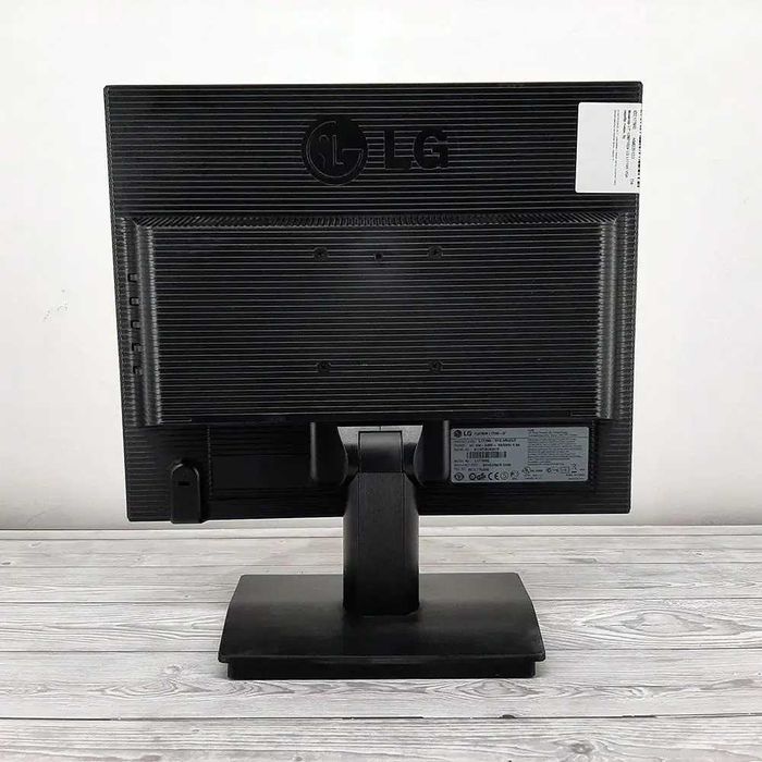 Монитор 17'' LG1719S-SF