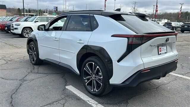 2023 Toyota bZ4X Limited