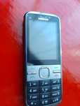 Nokia C5 w bardzo dobrym stanie.