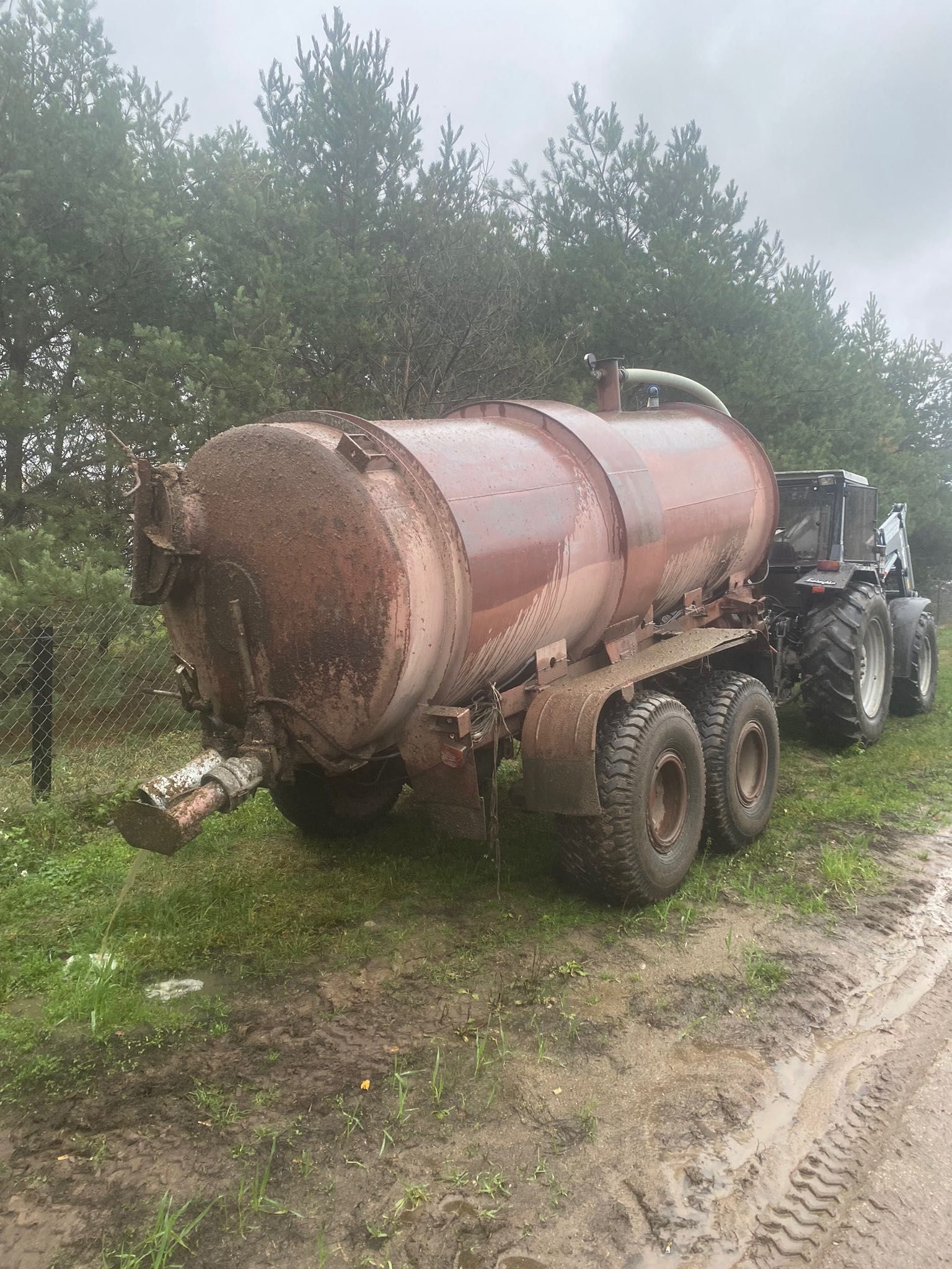 Beczkowóz, Wóz asenizacyjny 9000 litrow