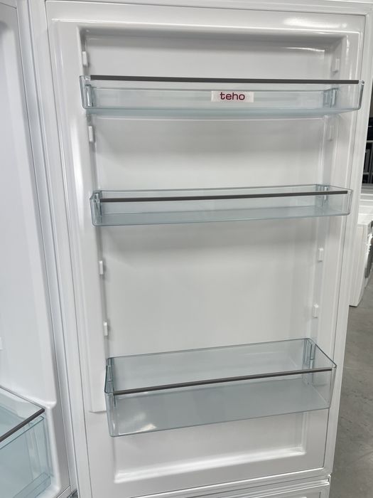 Miele KFN 28132 D ws Холодильник NoFrost, 333 л