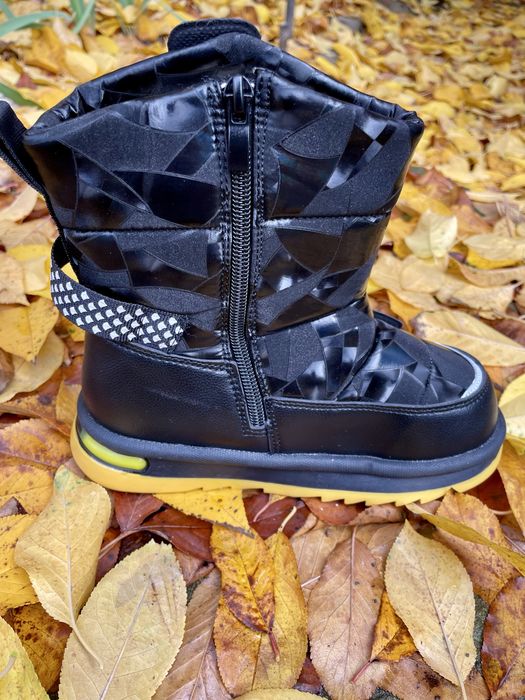 Дитячі зимові чоботи дутики