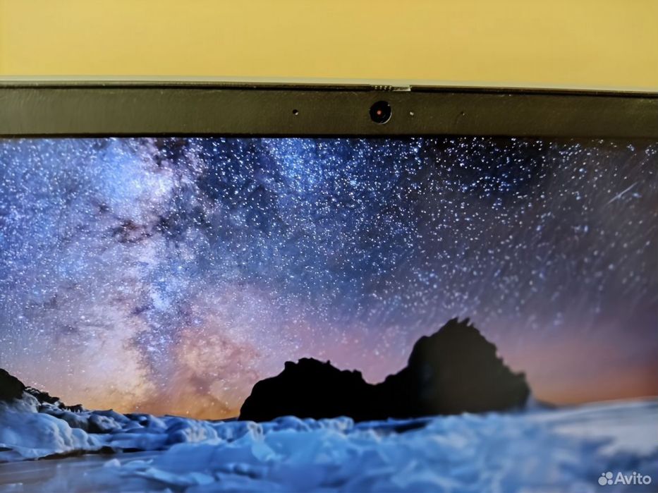 Ноутбук Lenovo i5 як новий