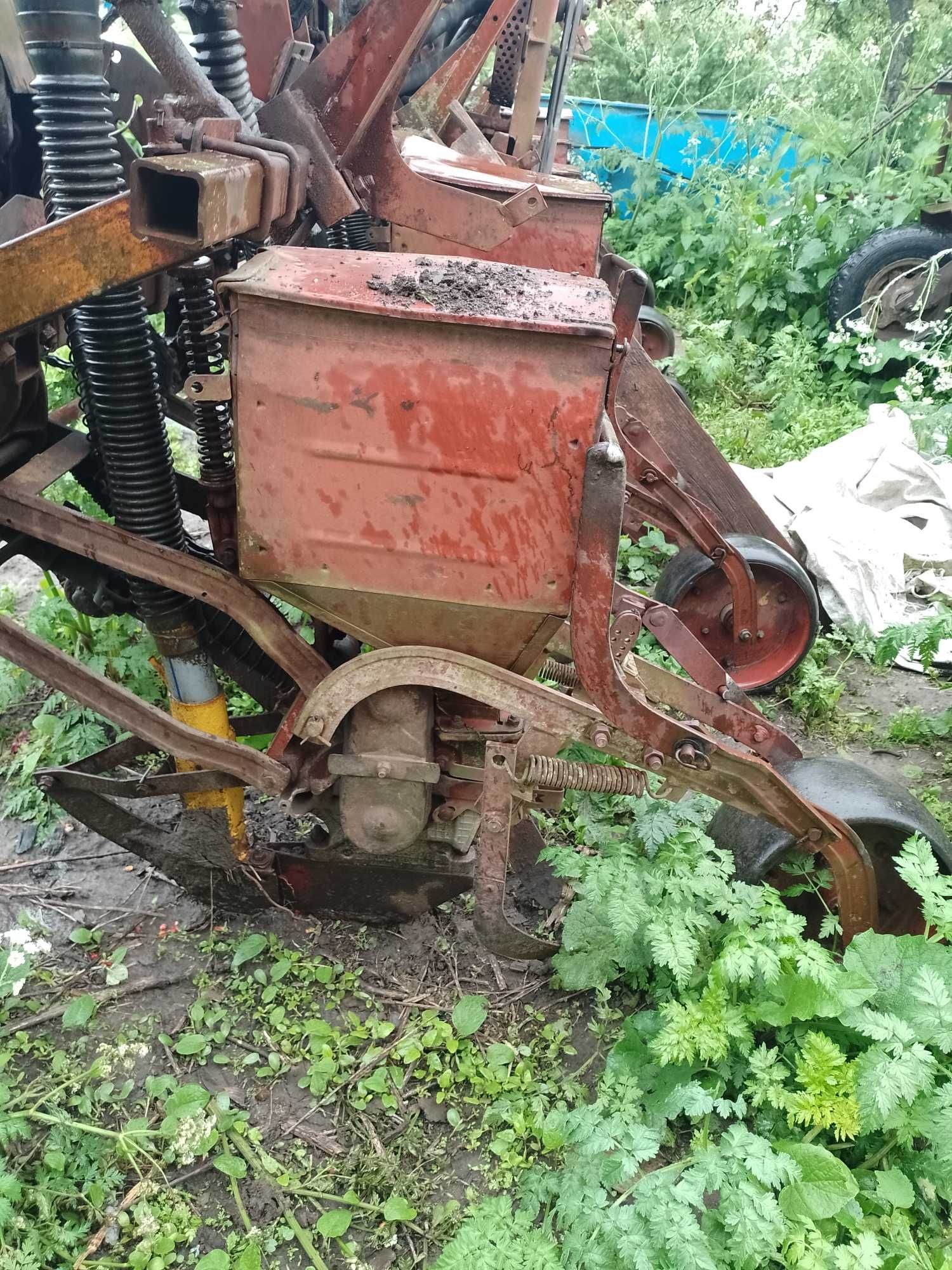 Кукурудзяна сівалка