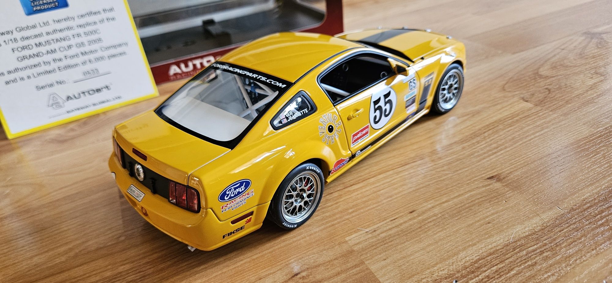1:18 Autoart Ford Mustang FR 500C