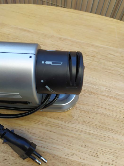 Afiador de facas elétrico! útil e prático!