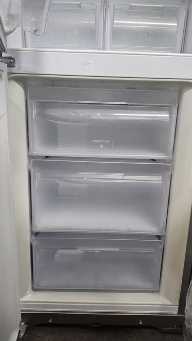 Frigorífico combinado hotpoint