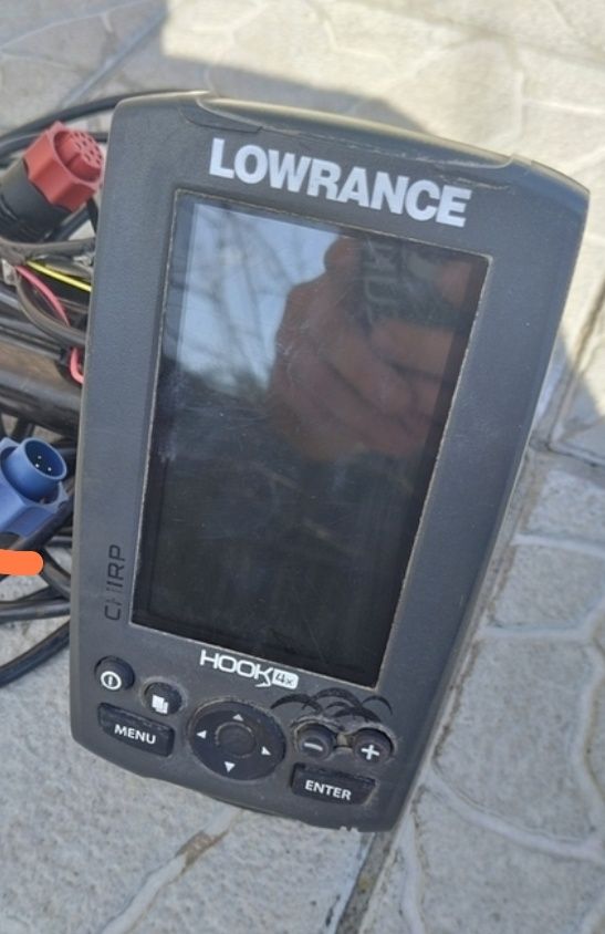 Эхолот Lowrance HOOK-4