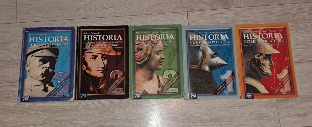 Historia podręczniki