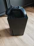 Konsola Xbox Series X zestaw słuchawki pad akumulator gra