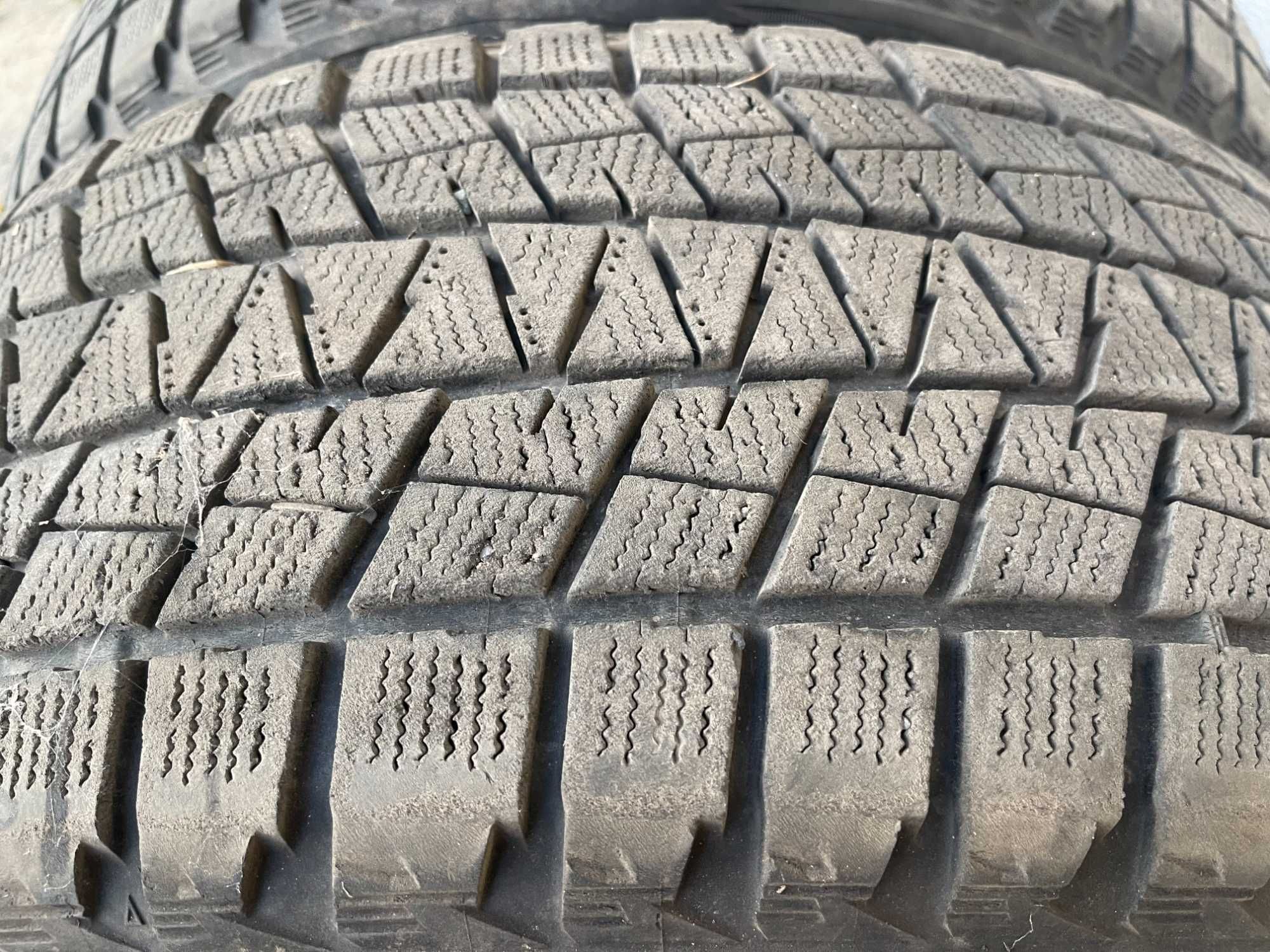 Шины шини R19 Bridgestone BLIZZAK 245/55R19 103T, Япония, прот.6,5 мм.