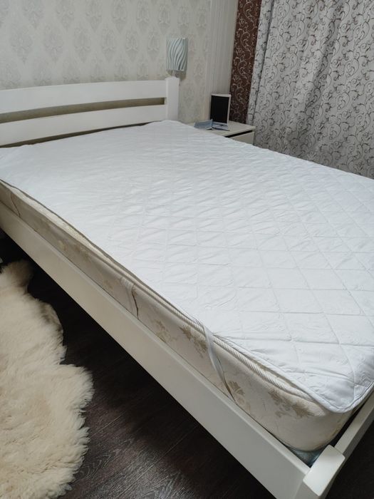 Ліжко двоспальне