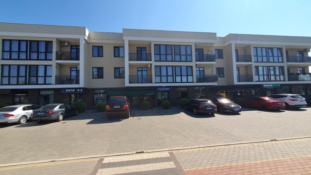 ПРОДАЖ КОМЕРЦІЙНОГО приміщення при центральній дорозі в'їзду в Ужгород