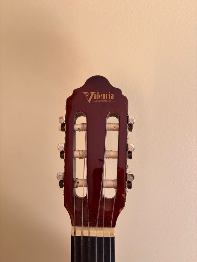 Guitarra clássica 3/4 em ótimo estado