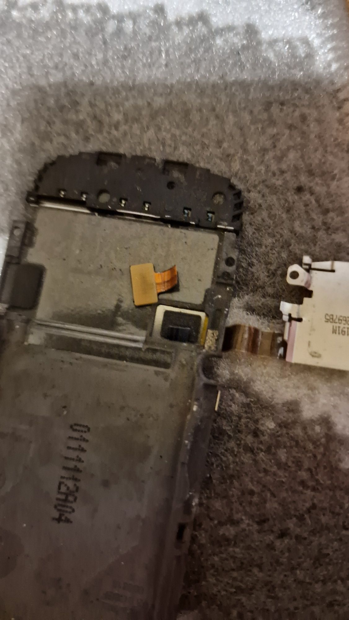 Nokia C3-01 na części uszkodzony