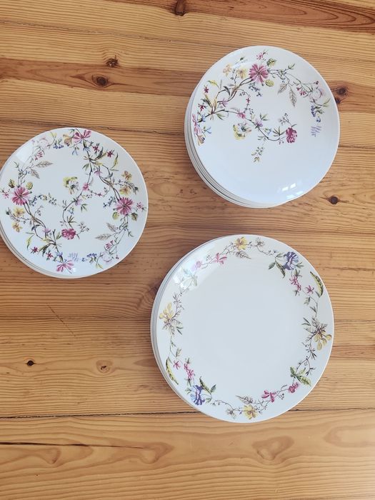 Conjunto loiça florido para 6 (18 pratos), Zara Home