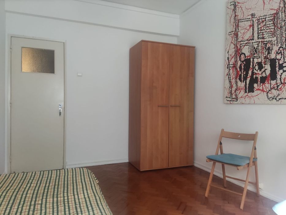 Quarto Renovado p/arrendar Lisboa/Alcântara/Ajuda com Tudo Incluído