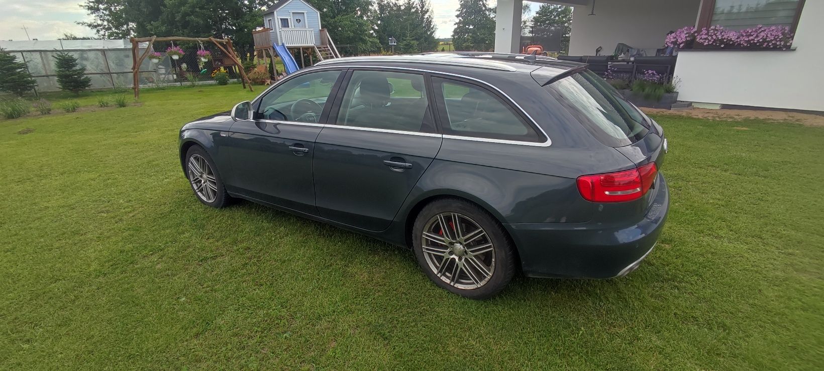 AUDI A4 B8 2009r 2.0 TDI
