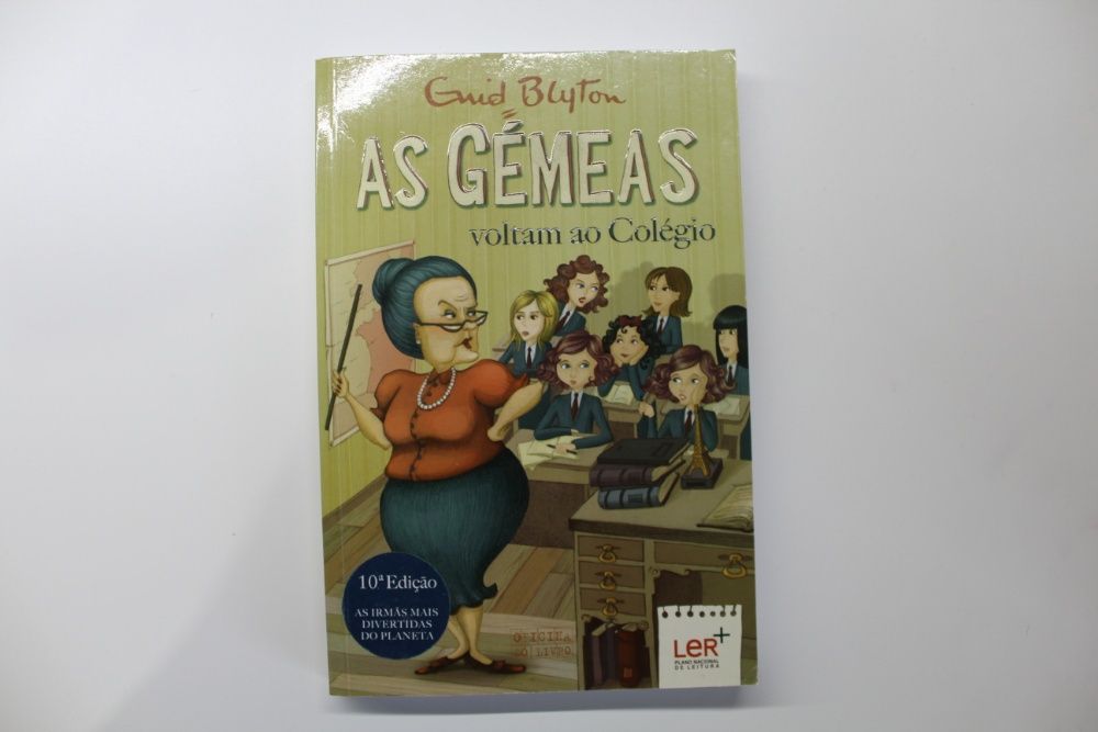 Livro- As Gémeas voltam ao colégio