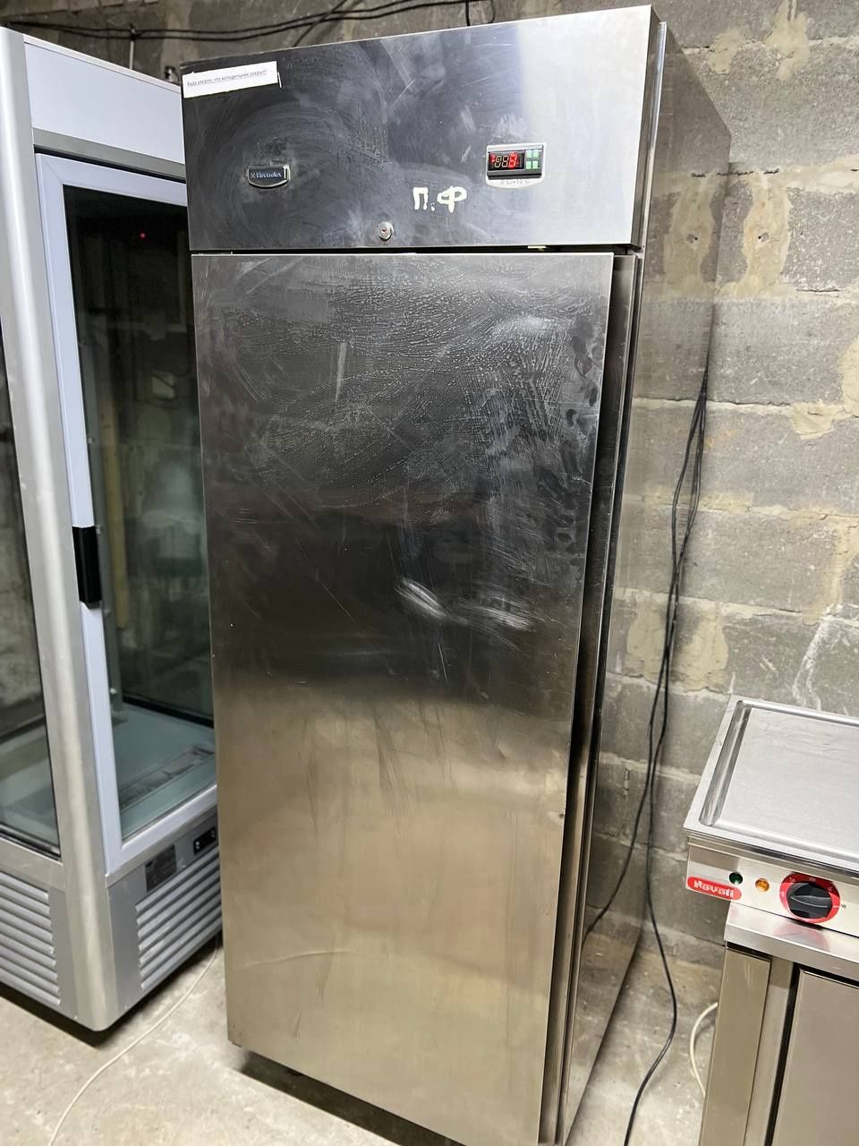 Холодильник бу Electrolux нержавейка холодильный шкаф профессиональный