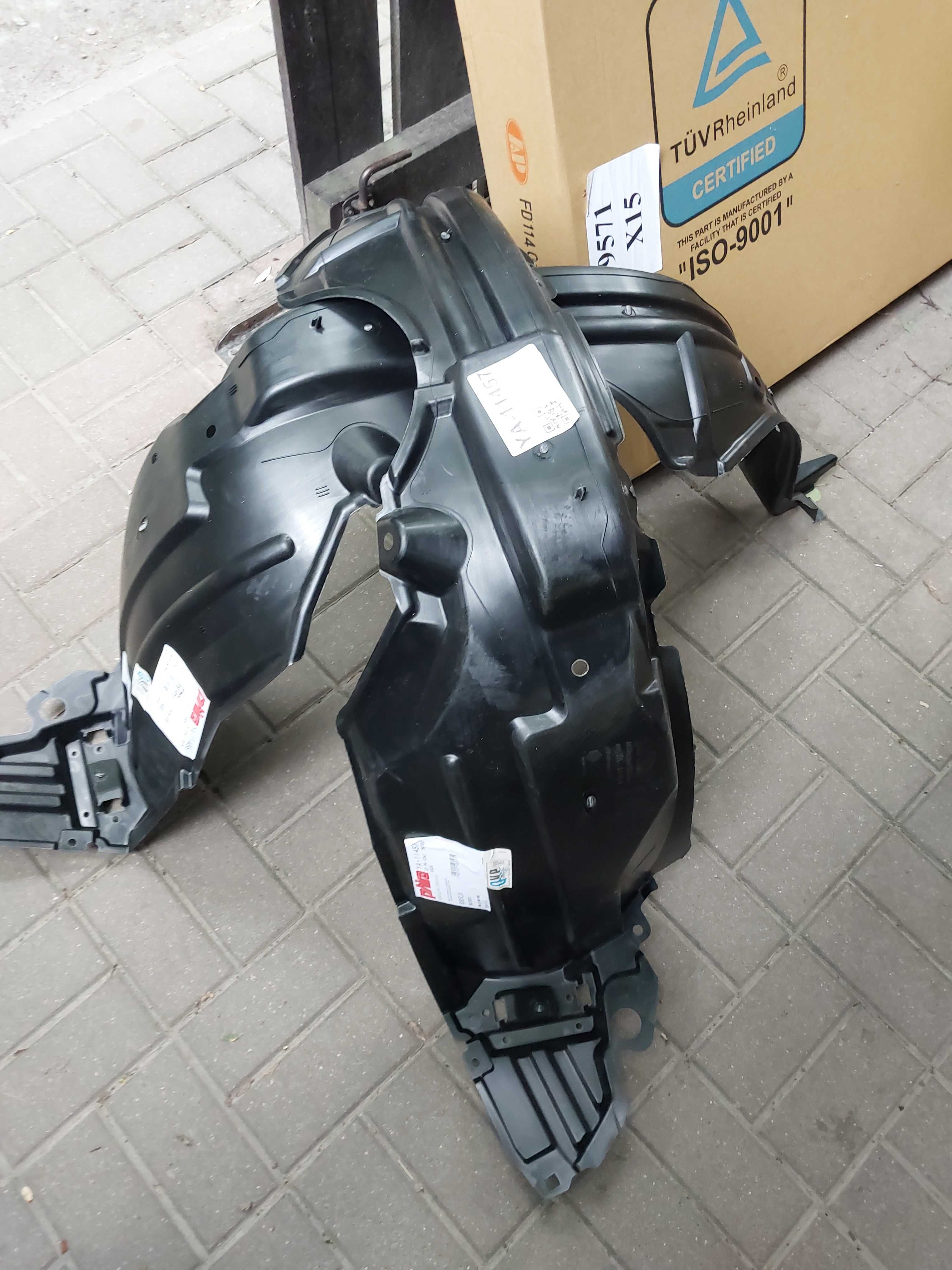 TOYOTA YARIS III 2011 + nadkole przednie nowe